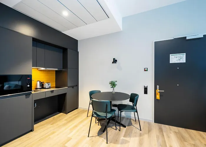 Staycity Aparthotels Frankfurt Airport
